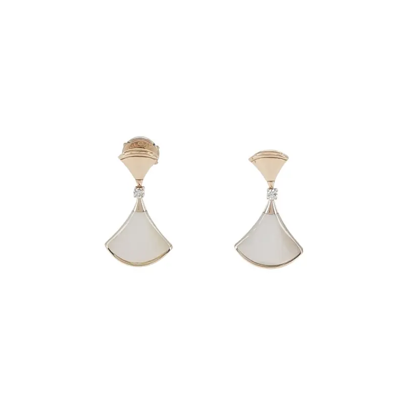 Bvlgari Divas' Dream, серьги-пусеты